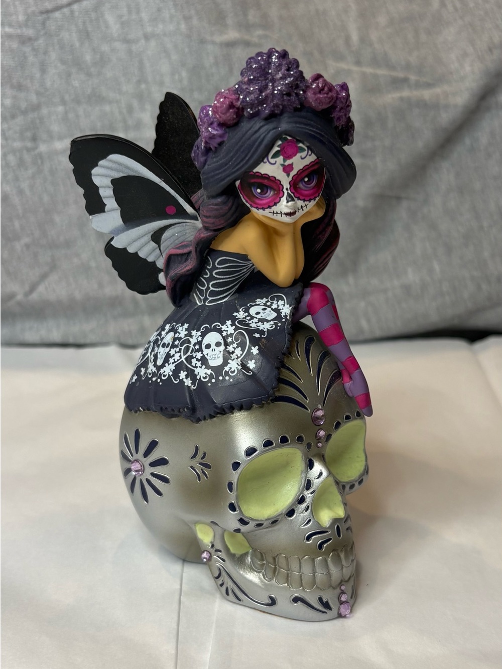 Jasmine Becket-Griffith "Spirit of the Dearly Loved” sugar skull fairy figurine